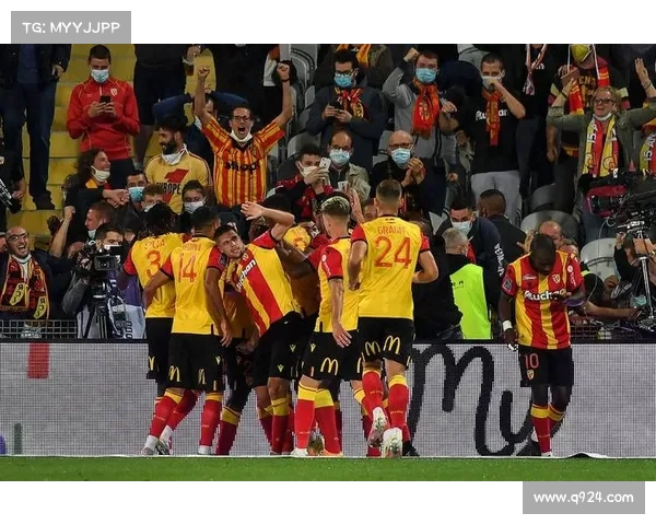 法甲历史最佳战绩解析与最强球队荣誉之争 法甲历史最佳战绩解析与最强球队荣誉之争