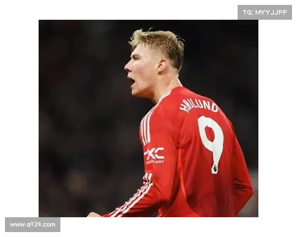 米兰与曼联商讨霍伊伦租借计划 买断费定为3000万欧元