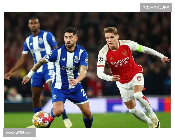 英超新年大战精彩上演 强强对决点燃2025年首场足球盛宴 英超新年大战精彩上演 强强对决点燃2025年首场足球盛宴